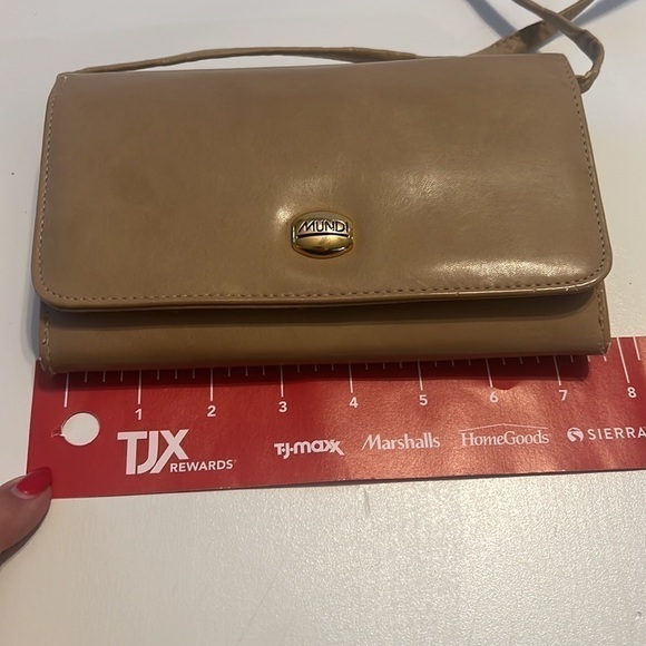 Mundi womens crossbody tan - Picture 14 of 16